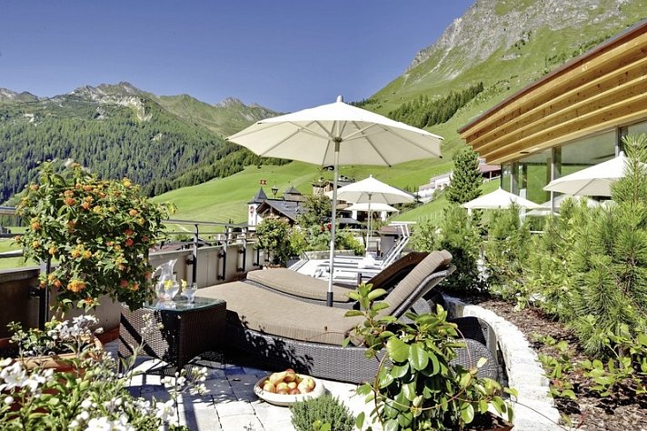 Berghof - Crystal Spa & Sports