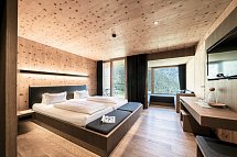 Gradonna Mountain Resort Hotel - Wohnbeispiel Doppelzimmer Klassik (Zimmercodierungen DB1, DC1 & EB1)