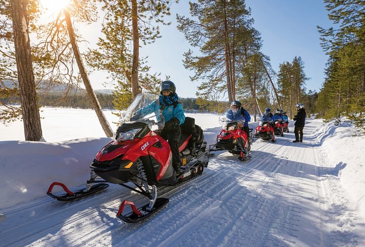 Perle am Inarisee (5 Nächte) - Schneemobil-Safari