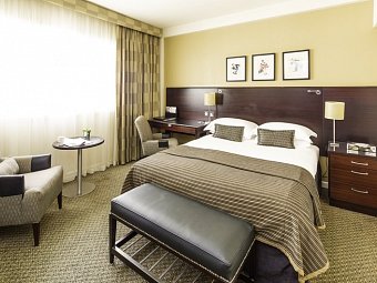 Pomme d'Or Hotel - Wohnbeispiel Doppelzimmer Executive (Zimmercodierung DT1)
