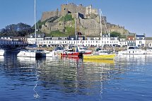 Liebliches Inselparadies Jersey - Mont Orgueil Castle