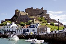 Liebliches Inselparadies Jersey - Mont Orgueil Castle