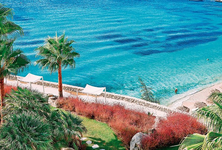 Mykonos Blu a Grecotel Resort to Live