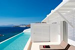 Kouros Hotel & Suites