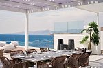 Kouros Hotel & Suites