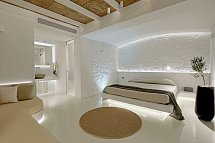 Boutiquehotel Andronikos - Wohnbeispiel Doppelzimmer Superior Gartenblick (Zimmercodierung DSG)