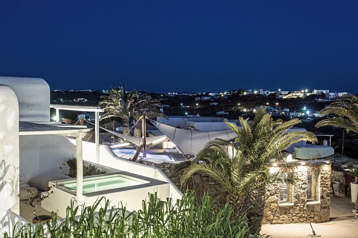 Ostraco Suites