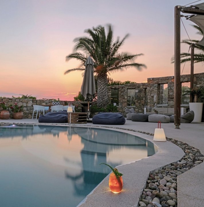 Ostraco Suites