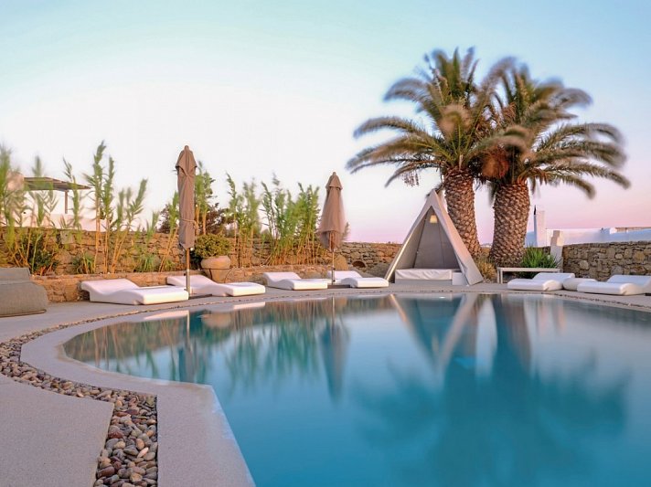 Ostraco Suites