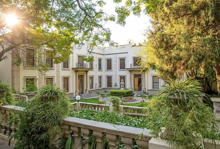 Fairlawns Boutique Hotel & Spa