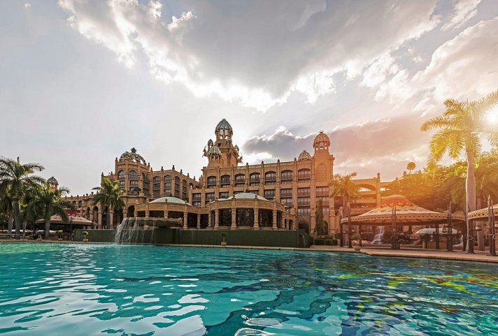 The Palace of the Lost City