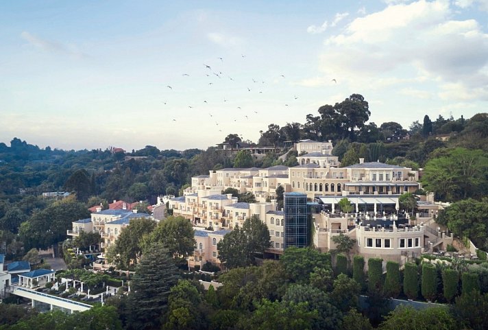 Four Seasons Hotel Westcliff