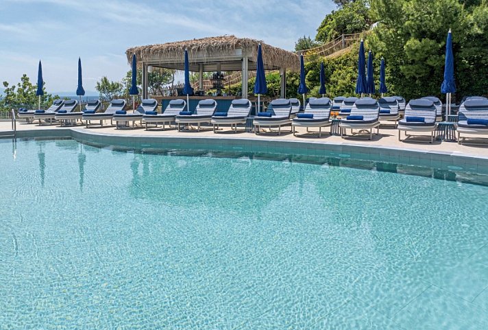 Petra Nera Hotel Skiathos, Philian Hotels & Resorts