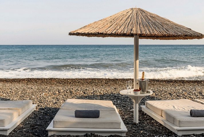 Alesahne Beach Hotel