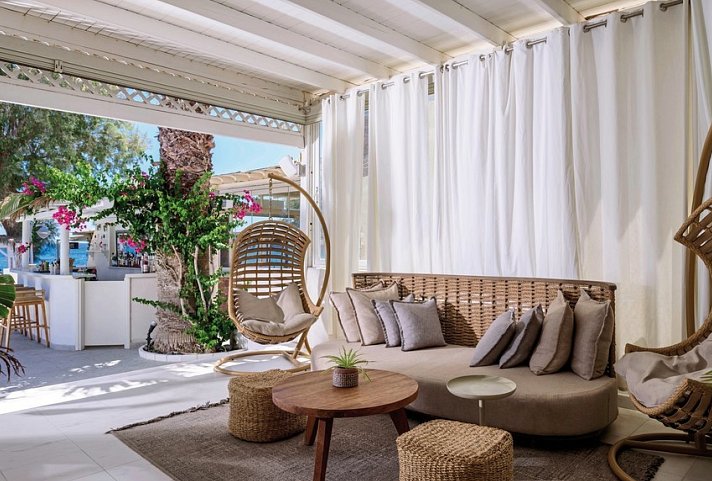 Alesahne Beach Hotel