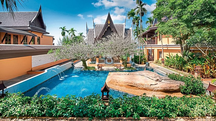 Amari Vogue Resort