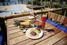 Lanta Casa Blanca - Restaurant Casa De Playa