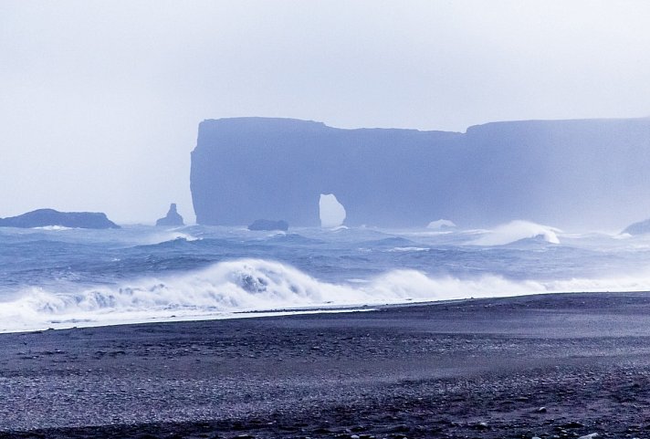 Nordlichter & heiße Quellen - Kap Dyrholaey