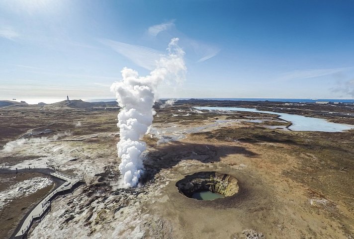 Go Green - Mit dem E-Auto rund um Island - Geothermisches Feld