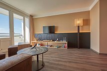 Ostsee Resort Damp - Ostseehotel Midgard - Wohnbeispiel Suite Familie Meerblick (Zimmercodierungen WIM & WIA)