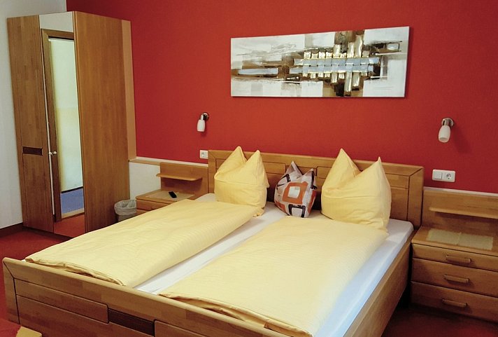 Hotel Pension Oswald - Wohnbeispiel Doppelzimmer (Zimmercodierung DB1)