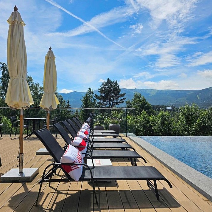 Happy Valley Resort