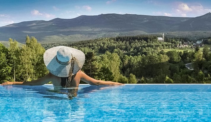 Happy Valley Resort