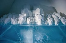 Winterlich aktiv in Schwedisch Lappland - Art Suite Clear Water
