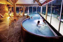Perlen unter dem Polarlicht - Aurora Spa