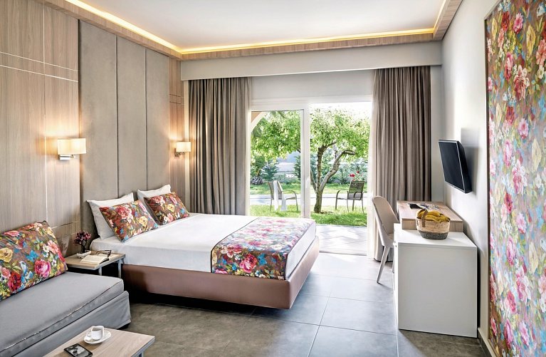 Alexandra Beach Spa Resort