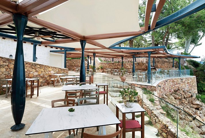 Alexandra Beach Spa Resort