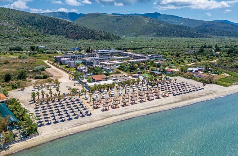 Alea Hotel & Suites