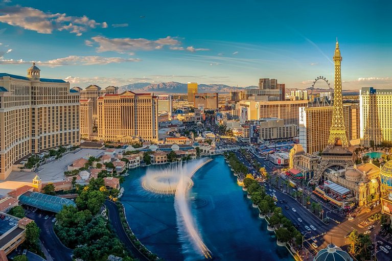 Western Express & Hawaii Oahu - Las Vegas