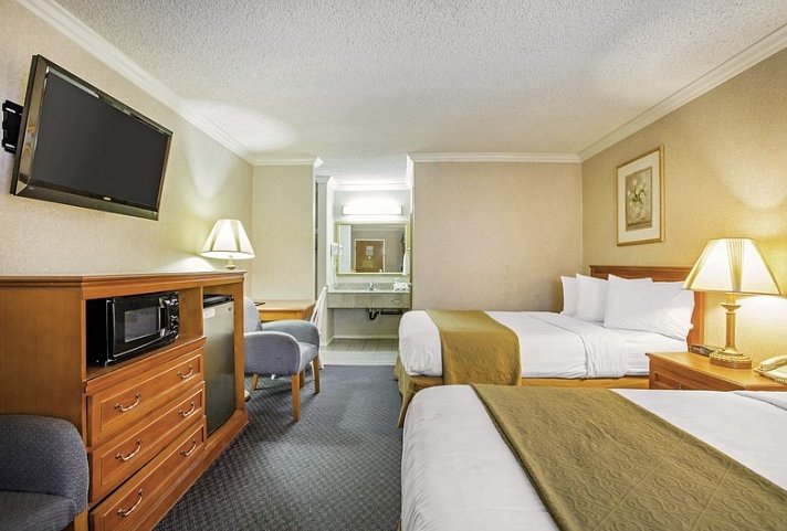 Quality Inn Near Hollywood Walk of Fame - Wohnbeispiel Standard 2 Double Beds (Zimmercodierung UG3)