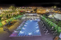 Nicholas Color Hotel