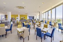Nicholas Color Hotel