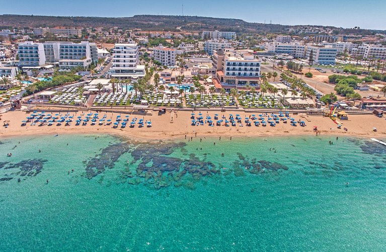 Vrissiana Beach Hotel
