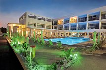 Nelia Gardens Hotel