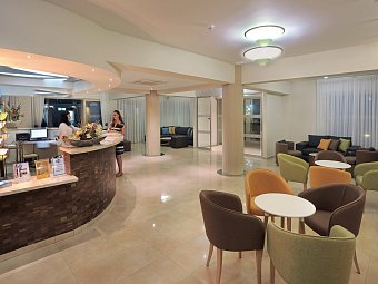 Nelia Gardens Hotel