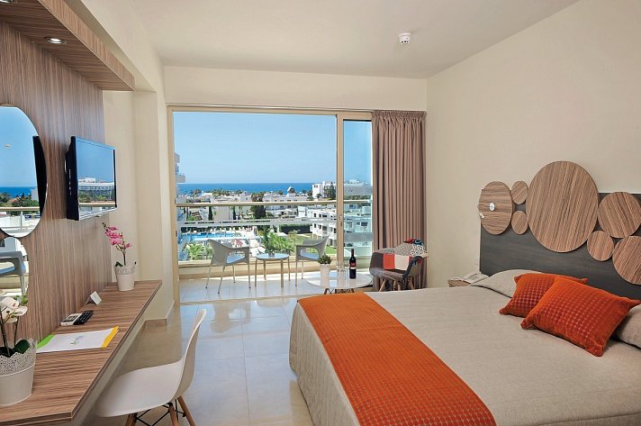 Nelia Gardens Hotel