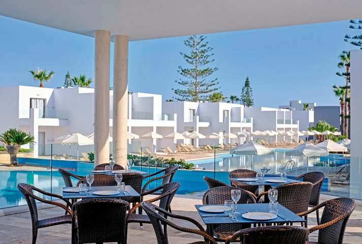 Atlantica Panthea Resort