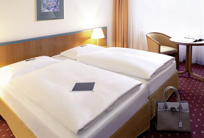 Dorint Hotel Leipzig - Wohnbeispiel Doppelzimmer Standard (Zimmercodierungen DG1 & EG1)