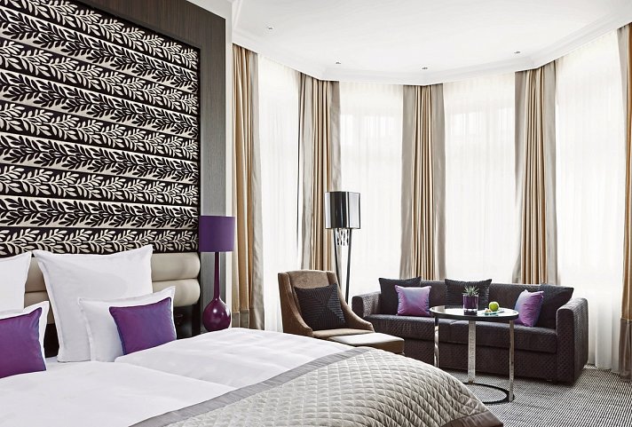 Steigenberger Icon Grandhotel Handelshof - Wohnbeispiel Junior Suite (Zimmercodierung JB1)