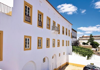 The Noble House Évora