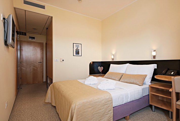 Radin - Wohnbeispiel Doppelzimmer Economy (Zimmercodierung DE1)