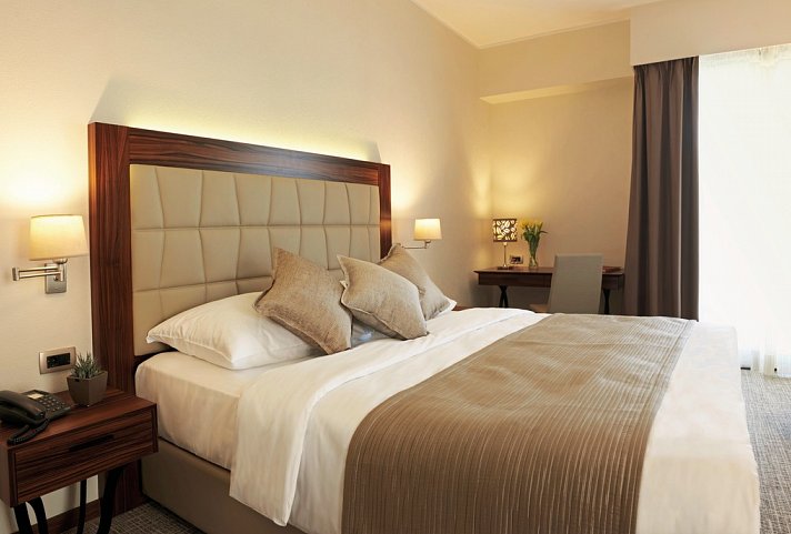 Grand Hotel Portoroz - Wohnbeispiel Doppelzimmer Balkon (Zimmercodierung DB2)