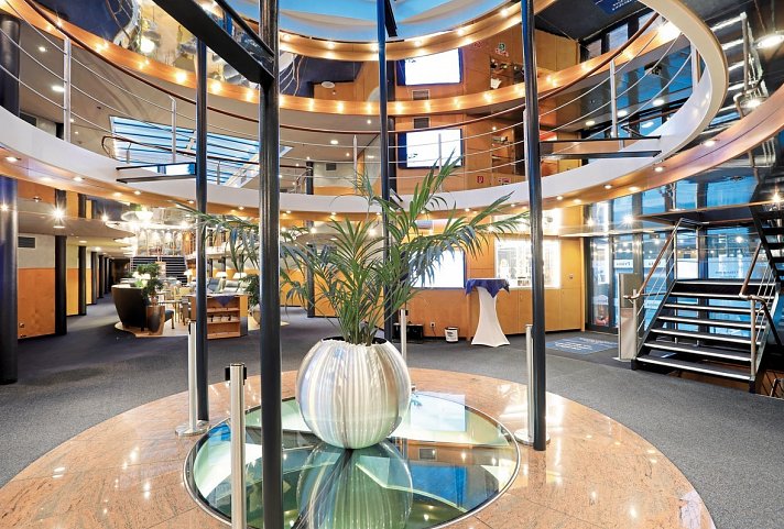 MS Primadonna - Passau - Eisernes Tor - Wien - Foyer, MS Primadonna
