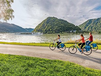 Donau-Radweg mit Charme - Radfahrer, Schlögener Schlinge