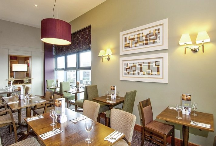 Premier Inn Wimbledon South