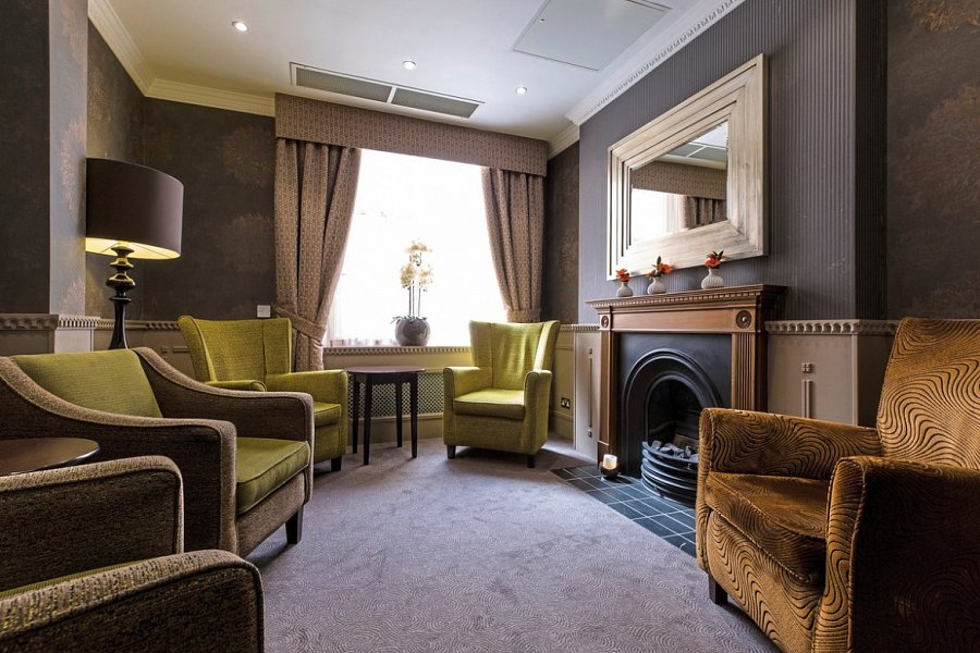 Phoenix Hotel